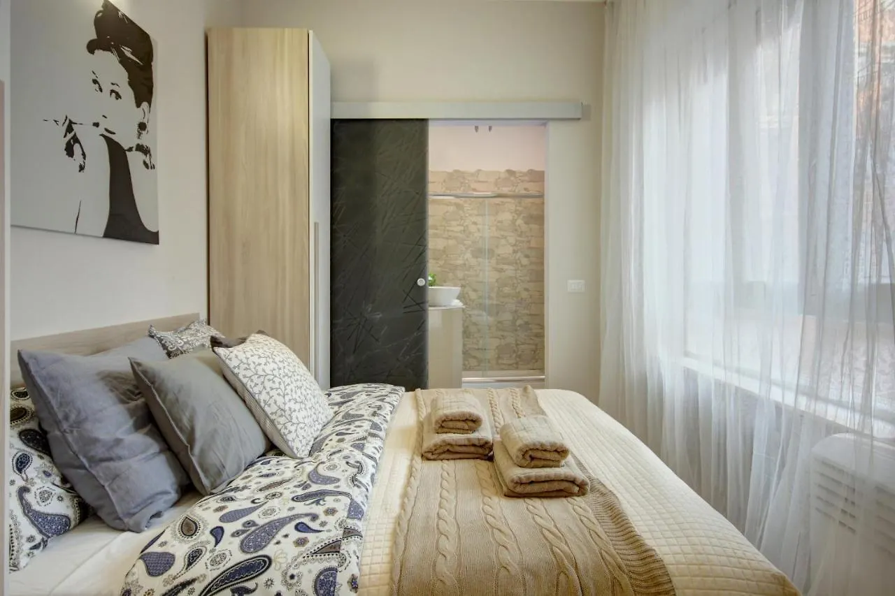 Milanrentals - Tiffany Apartment Italy